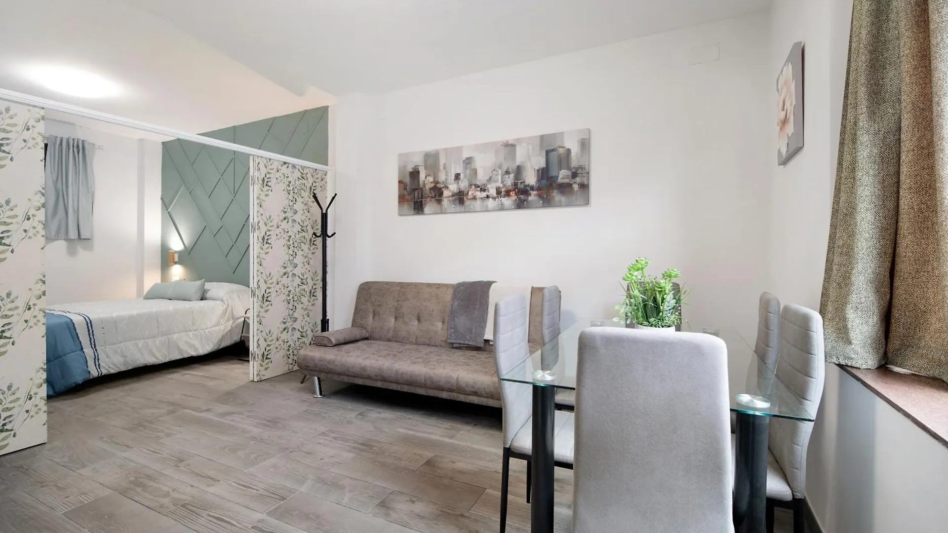 Apartamentos Centro Jerezano 2 Jerez de la Frontera Spain